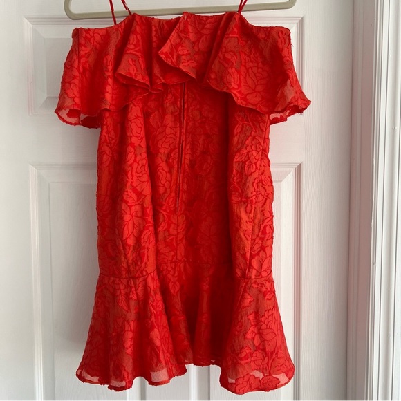 KEEPSAKE THE LABEL Red Ruffle Strapless Mini Dress Size Large Floral Jacquard - Picture 7 of 13